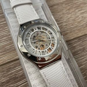 Swatch Watch Twenty-One Jewels Automatic For Women Swiss Made Brand New